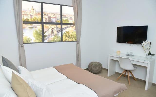 Bp Design Hotel & Apartman - photo 2