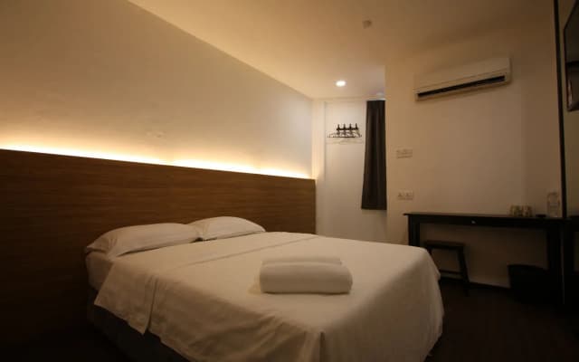 Place2Stay - Opposite Hilton - photo 2