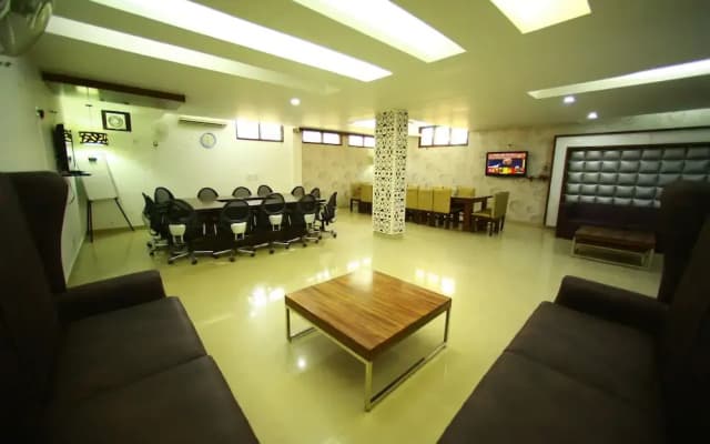Sundeep Inn - photo 2