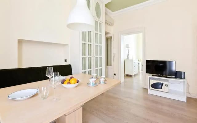 Corso Vercelli Elegant Apartment - photo 3