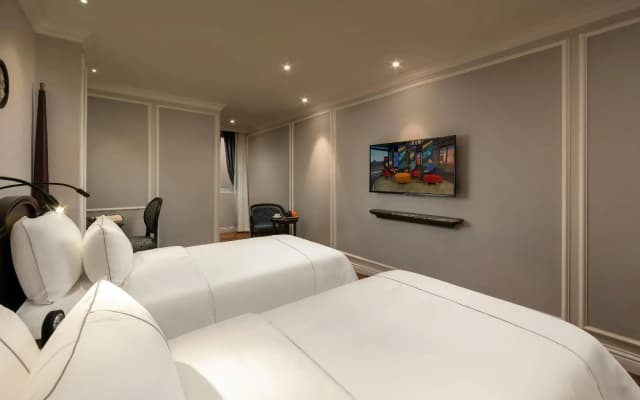 Canary Hanoi Hotel - photo 5