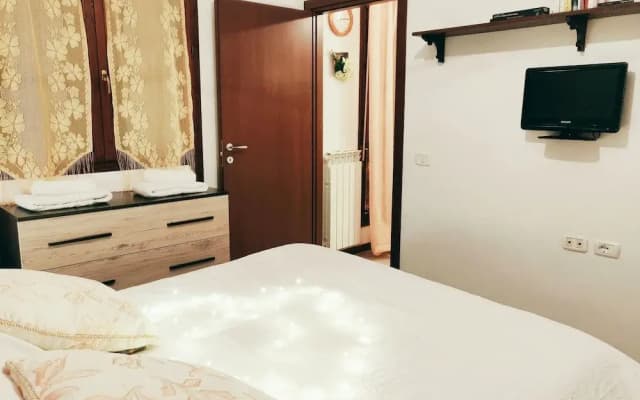 Flat Accogliente Comodo con Ascensore e Parcheggio - photo 4
