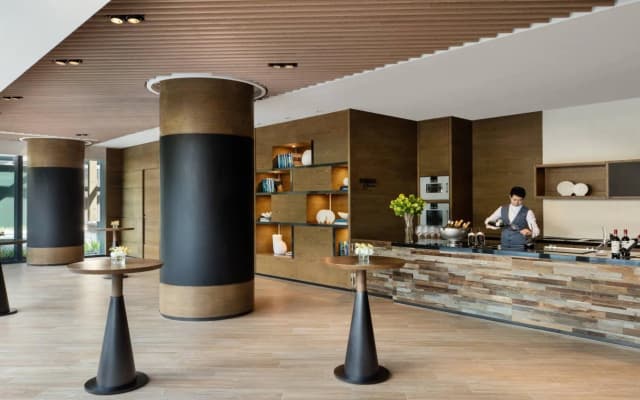 Hong Kong Ocean Park Marriott Hotel - photo 2