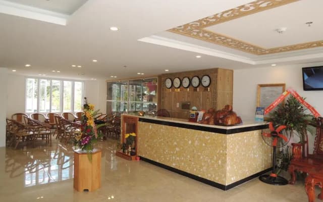 Nang Vang Hotel - photo 2