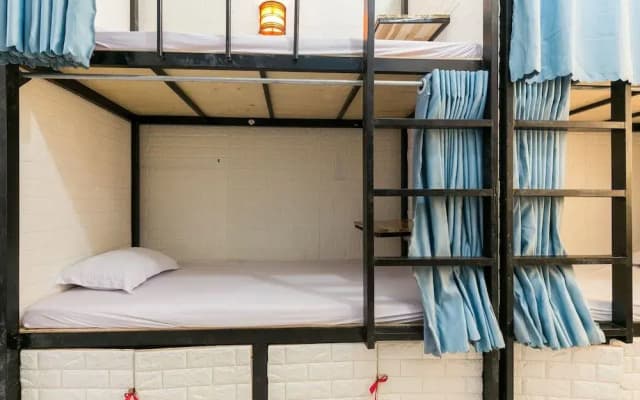 OYO 760 Ceo House Homestay - Hostel - photo 5