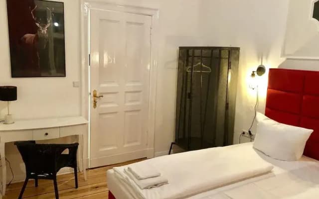 Aparthotel Thüringer Hof - photo 4