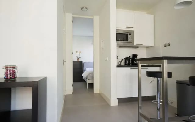 Bright & Great Apartment In Jordaan Area - photo 4