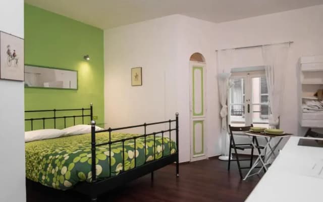 Trastevere Intimate Apartment - photo 5