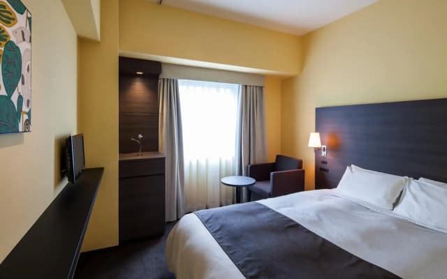 Ginza Grand Hotel - photo 4