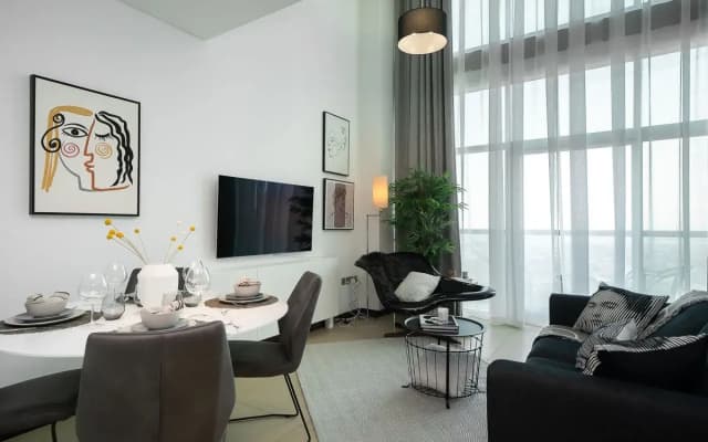 Spectacular Duplex In Difc - photo 4