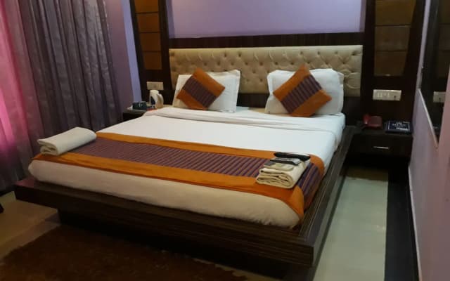 Hotel Grand Plaza - photo 3