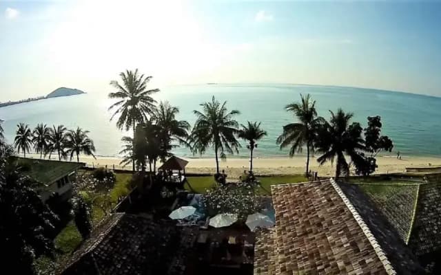 Baan Phulay Luxury Beachfront Villa - photo 2