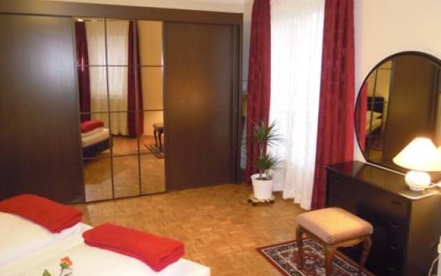 Vienna Star Apartments Reumannplatz - photo 4