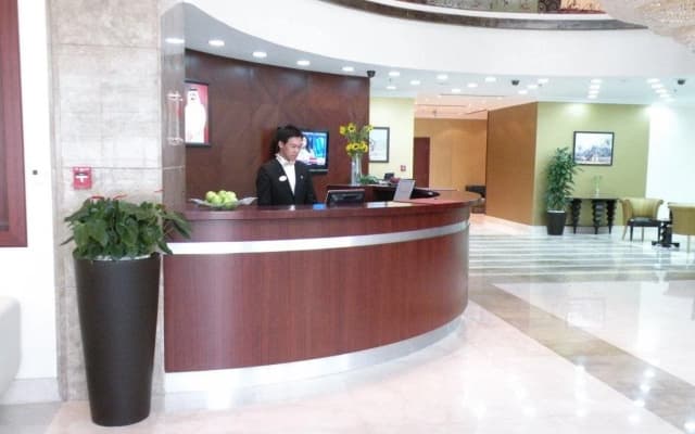 Swiss Belhotel Doha - photo 2
