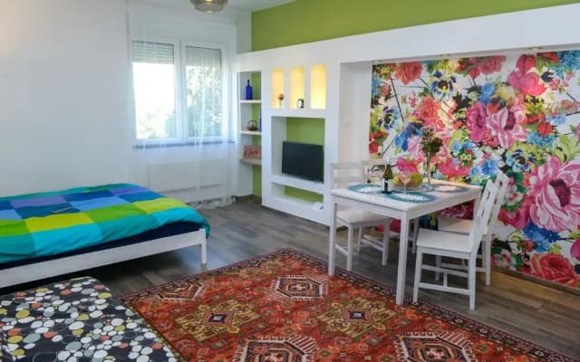 BPM - Colorful Apt at National Museum - photo 4