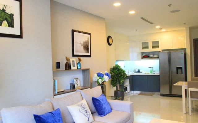 Hoasun Boutique Apartment - Vinhomes Central Park - photo 3