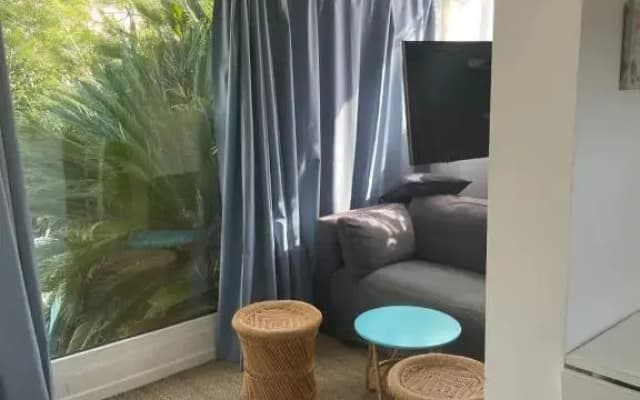 Cozy House with Parking And Garden - photo 4