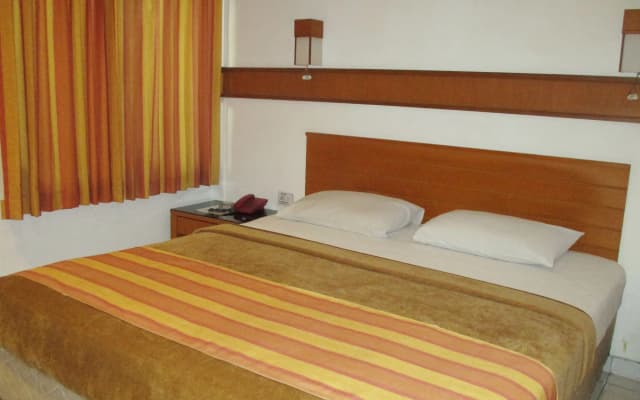 Hotel Caravan Tanah Abang - photo 2