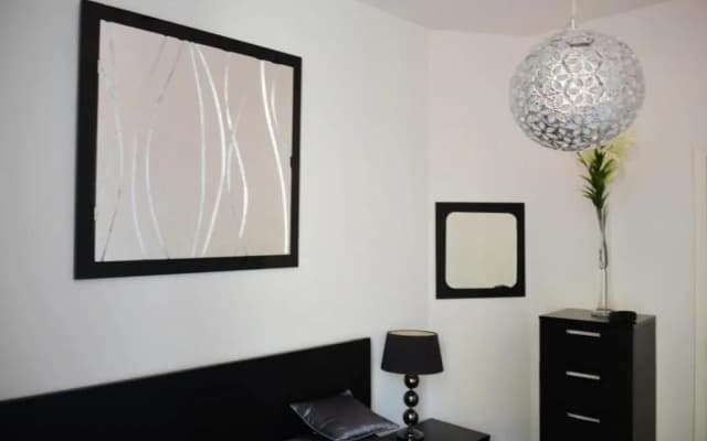 Apartment on Rue De France 4 - photo 3