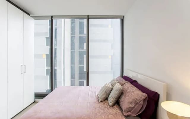 C3CBD Melbourne Apartment - photo 2