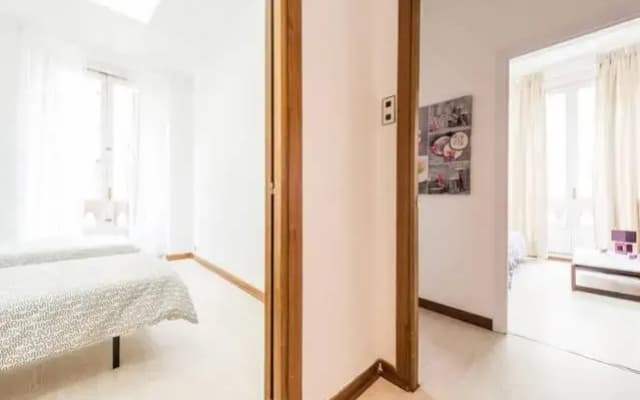 MF Apartaments Gran Via - photo 3