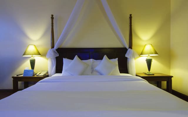 Pacific Hotel & Spa - photo 5