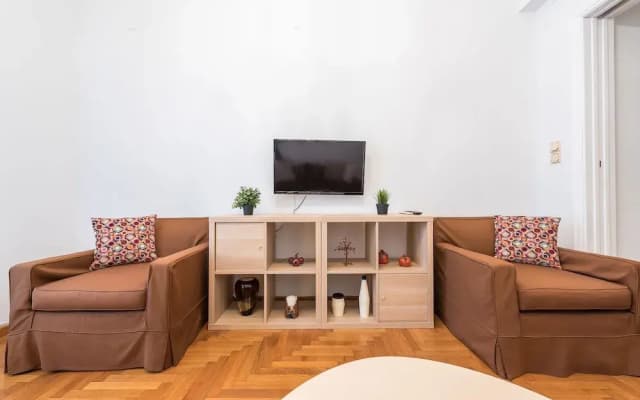 Elegant Koukaki Apartment by Cloudkeys - photo 5