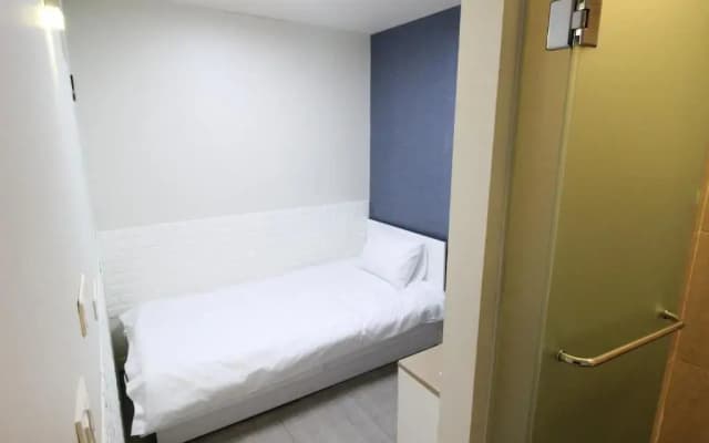 Hotel Ivory - photo 5