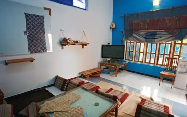 Surf Inn Maldives - photo 4