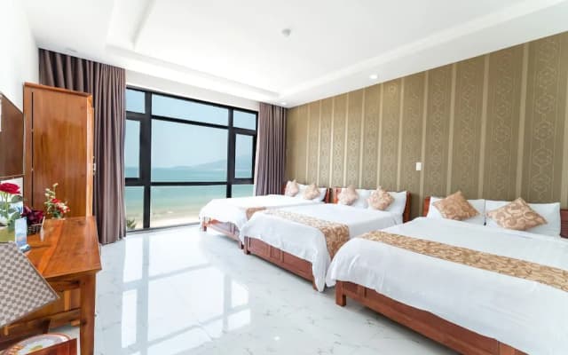 The Rose Hotel - photo 4