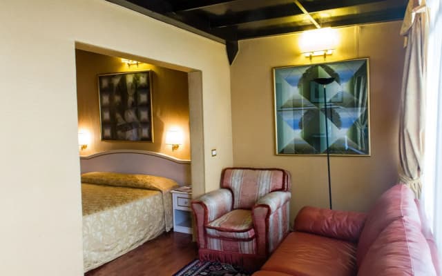Canova Rooms in Spanish Steps - photo 3
