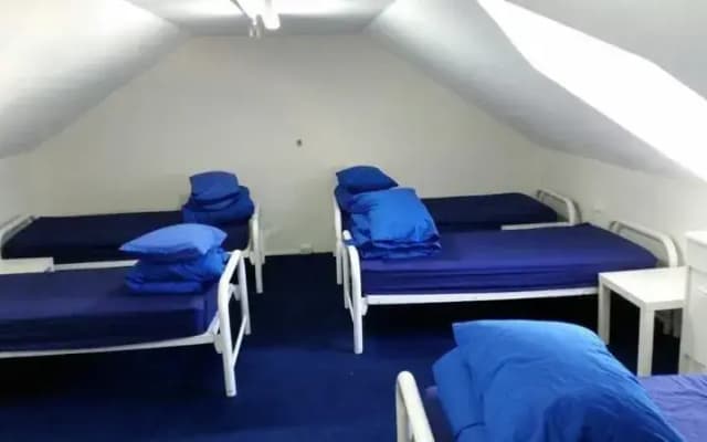 Summer House Backpackers - photo 2
