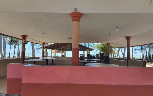 SPOT ON 90242 Sri Pantai Resort - photo 2