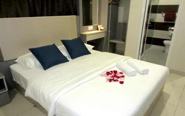 RG Grand Hotel - photo 4