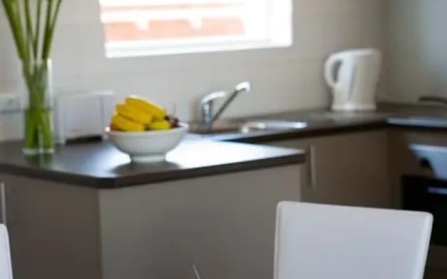 Easystay Raglan Street - photo 2