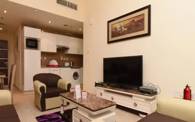 Capitol by OYO Rooms - photo 2