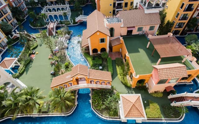 Venetian Signature Pattaya by GrandisVillas - photo 4
