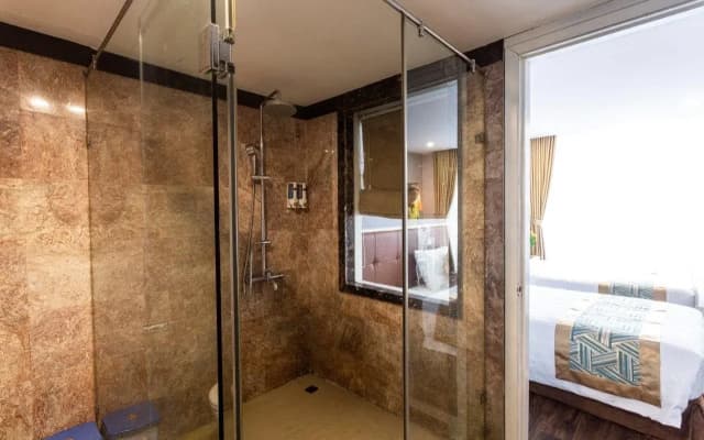 Lucky Hotel 69 - photo 4
