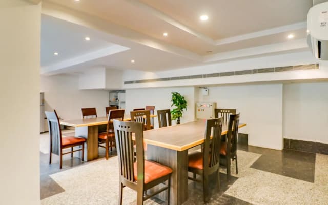 Townhouse 939 Hotel Gagan Inn - photo 2