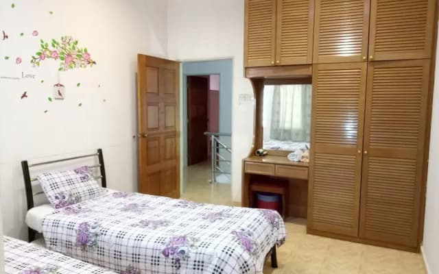 The One Vacation Home - photo 4