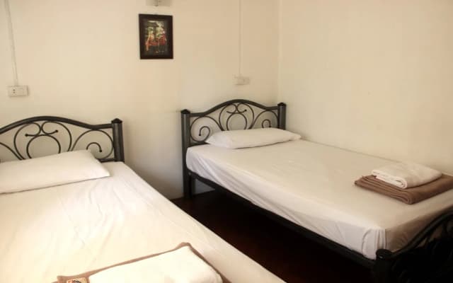Deng Ba Hostel Chiangmai - photo 3