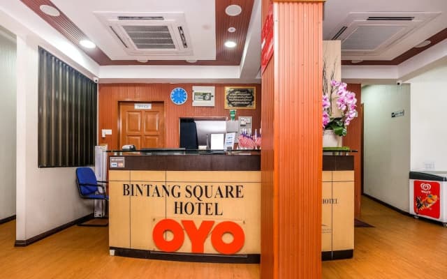 OYO 881 Bintang Square Hotel - photo 2