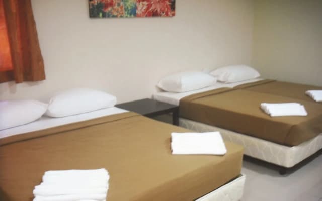 M Joy Hotel - photo 4