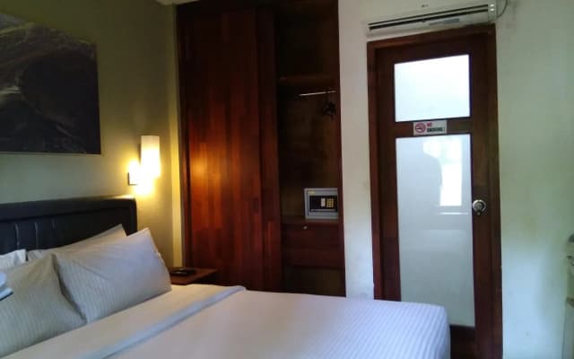 Kuta Legian Inn - photo 3