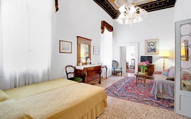 Testa - WR Apartments - photo 3