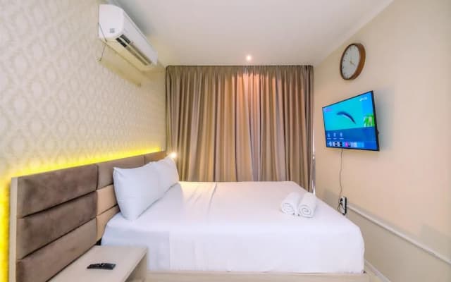 Elegant And Comfort 2Br Apartment At Fx Residence - photo 4