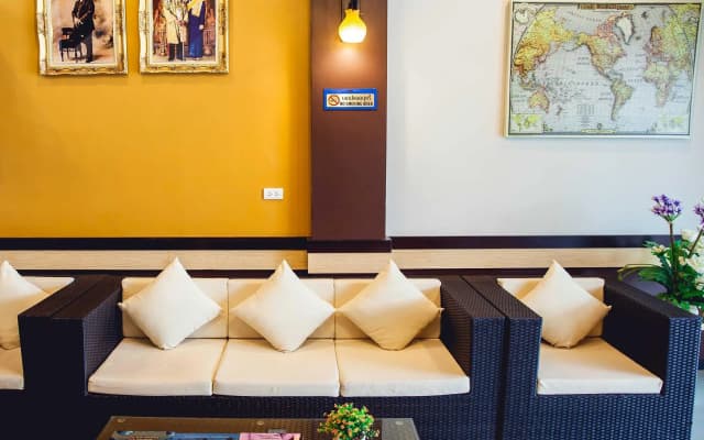 Chalong Boutique Inn - photo 3
