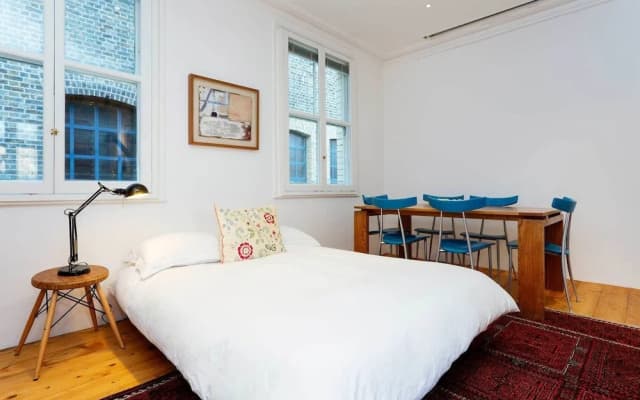 Publisher's Pad - photo 2