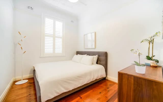 Stunning Inner City House Close to Fish Market - photo 4