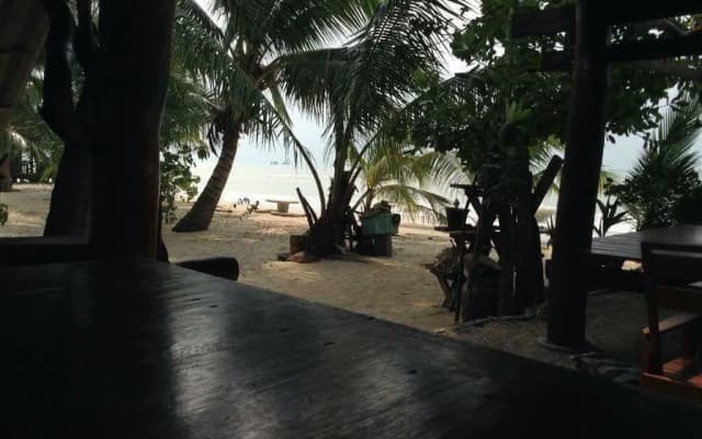 Lee Garden Resort - photo 3